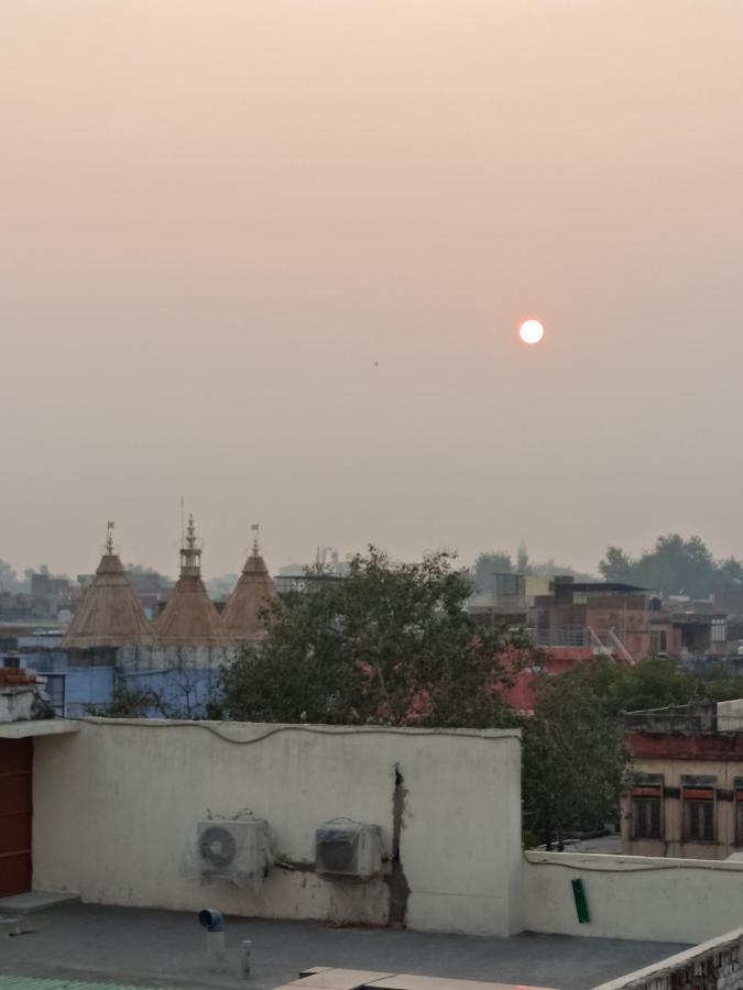 אגרה Hotel India Inn Walking Distance From Taj Mahal-- Rooftop Taj Mahal View מראה חיצוני תמונה