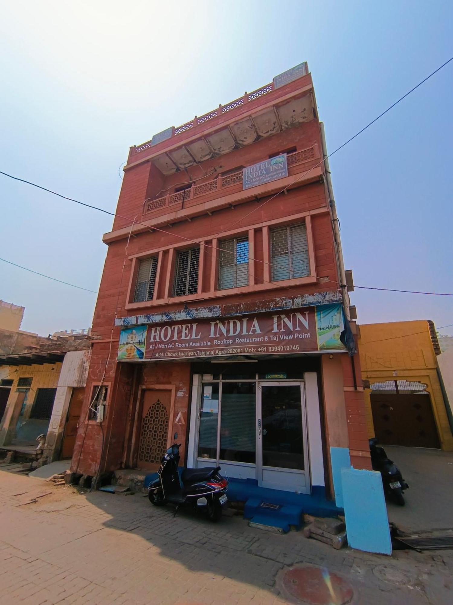 אגרה Hotel India Inn Walking Distance From Taj Mahal-- Rooftop Taj Mahal View מראה חיצוני תמונה